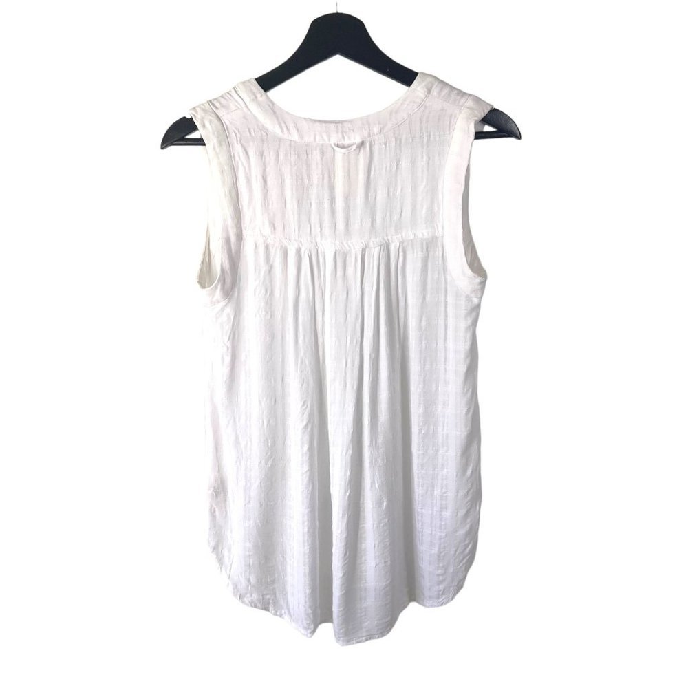 Maeve White Sunseeker Sleeveless Button Up 2 - Picture 2 of 6